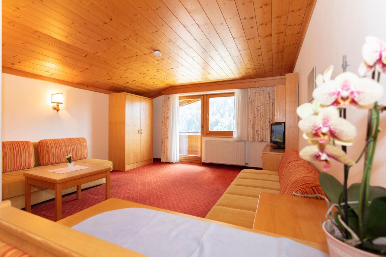 Appartement Schoene Aussicht Σάαλμπαχ-Χίντεργκλεμ Εξωτερικό φωτογραφία